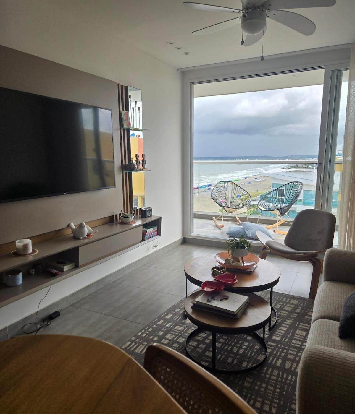 Apartment Luxury Oceanfront 2br 3ba Playa Azul *