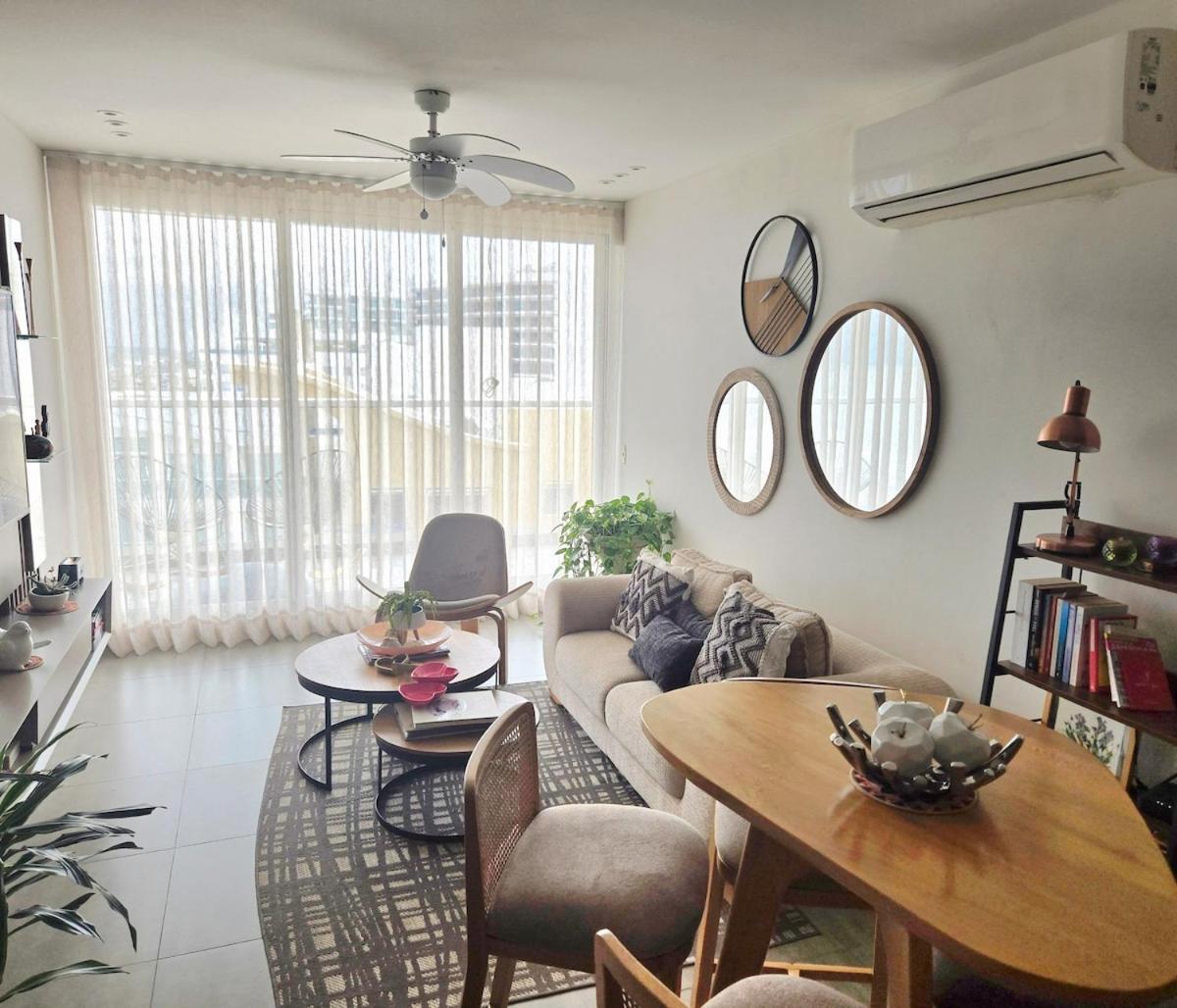 Luxury Oceanfront 2br 3ba Playa Azul