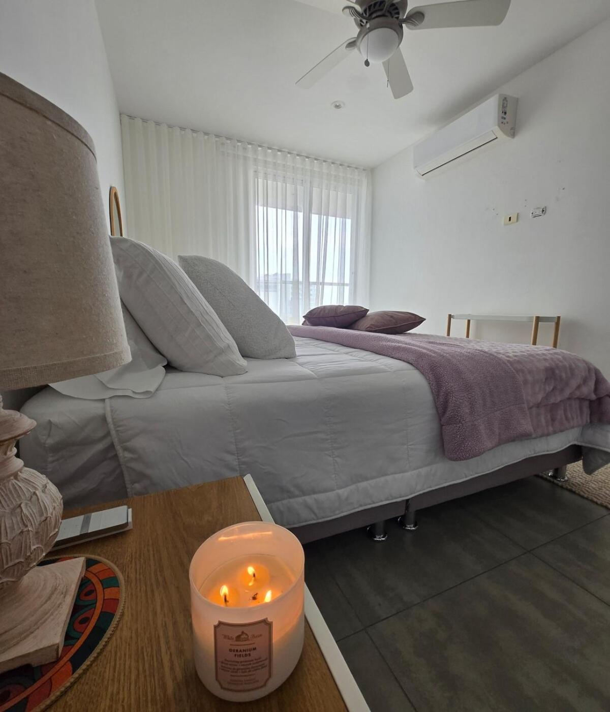 Luxury Oceanfront 2br 3ba Playa Azul Cartagena