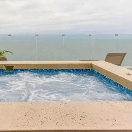 Apartment Luxury Oceanfront 2br 3ba Playa Azul *